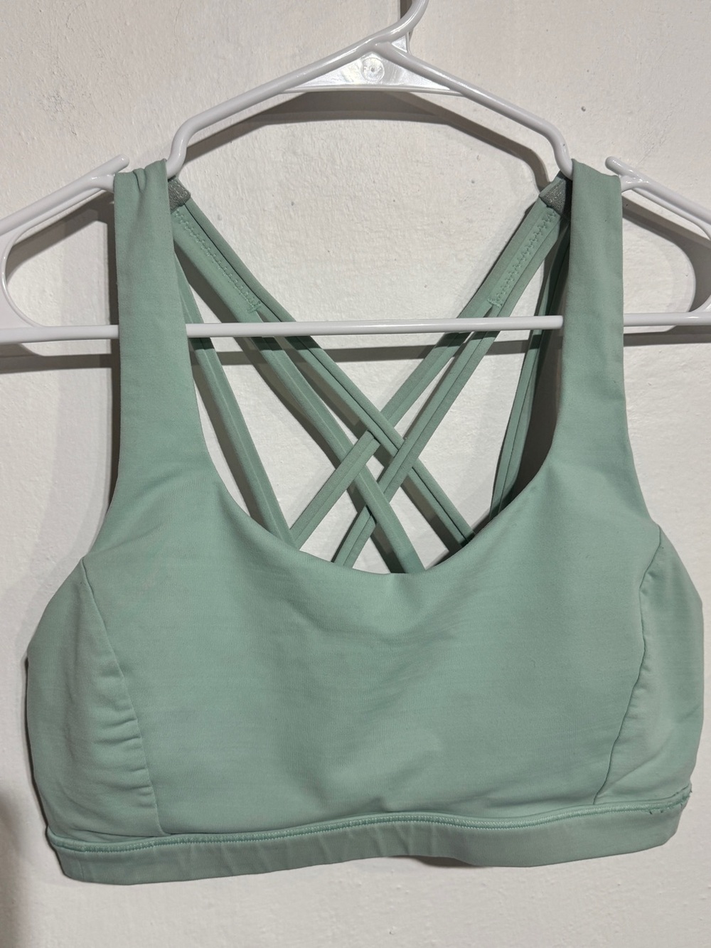 Lululemon Energy Bra *Medium Support green size 8 - Picture 3 of 5